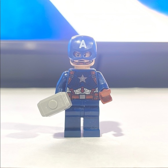 LEGO Other - LEGO Super Heroes Avengers Captain America Minifigure sh686